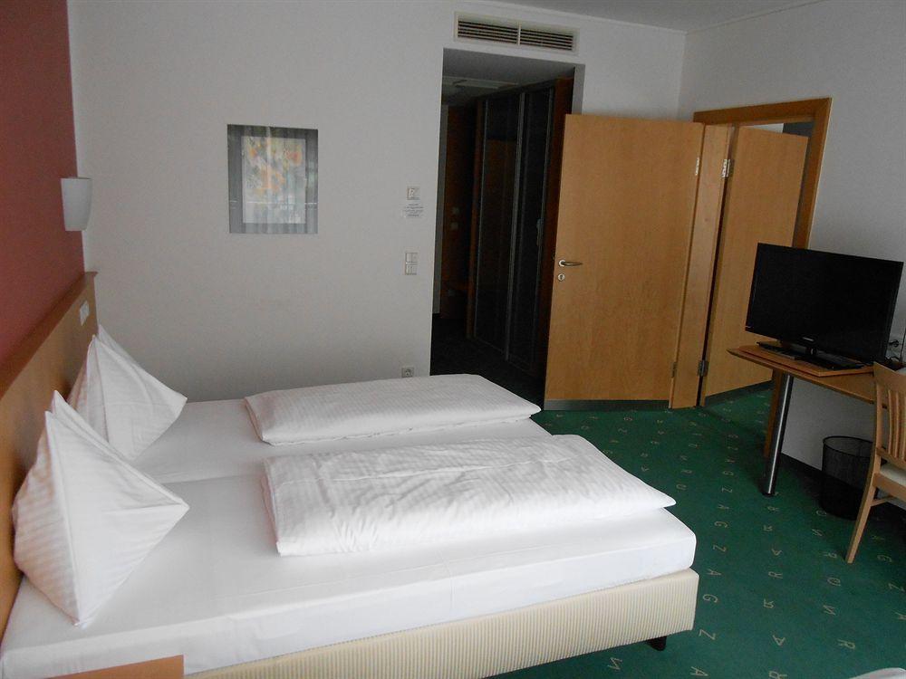 Hotel Bokan Exclusiv Грац Екстер'єр фото