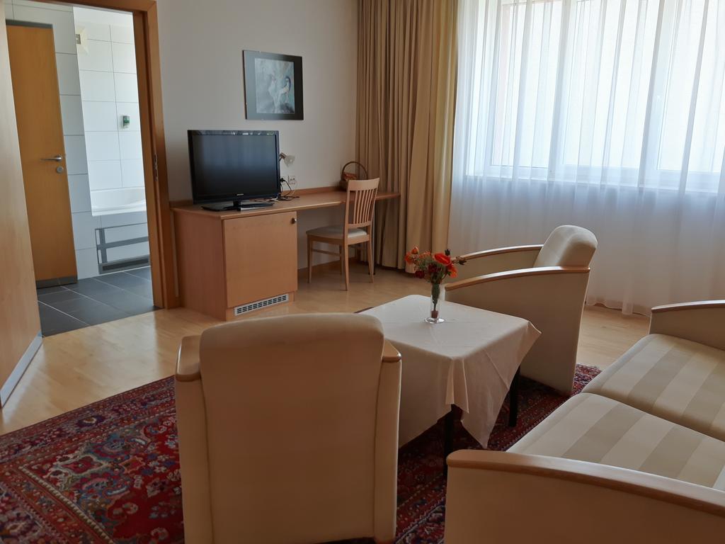 Hotel Bokan Exclusiv Грац Екстер'єр фото