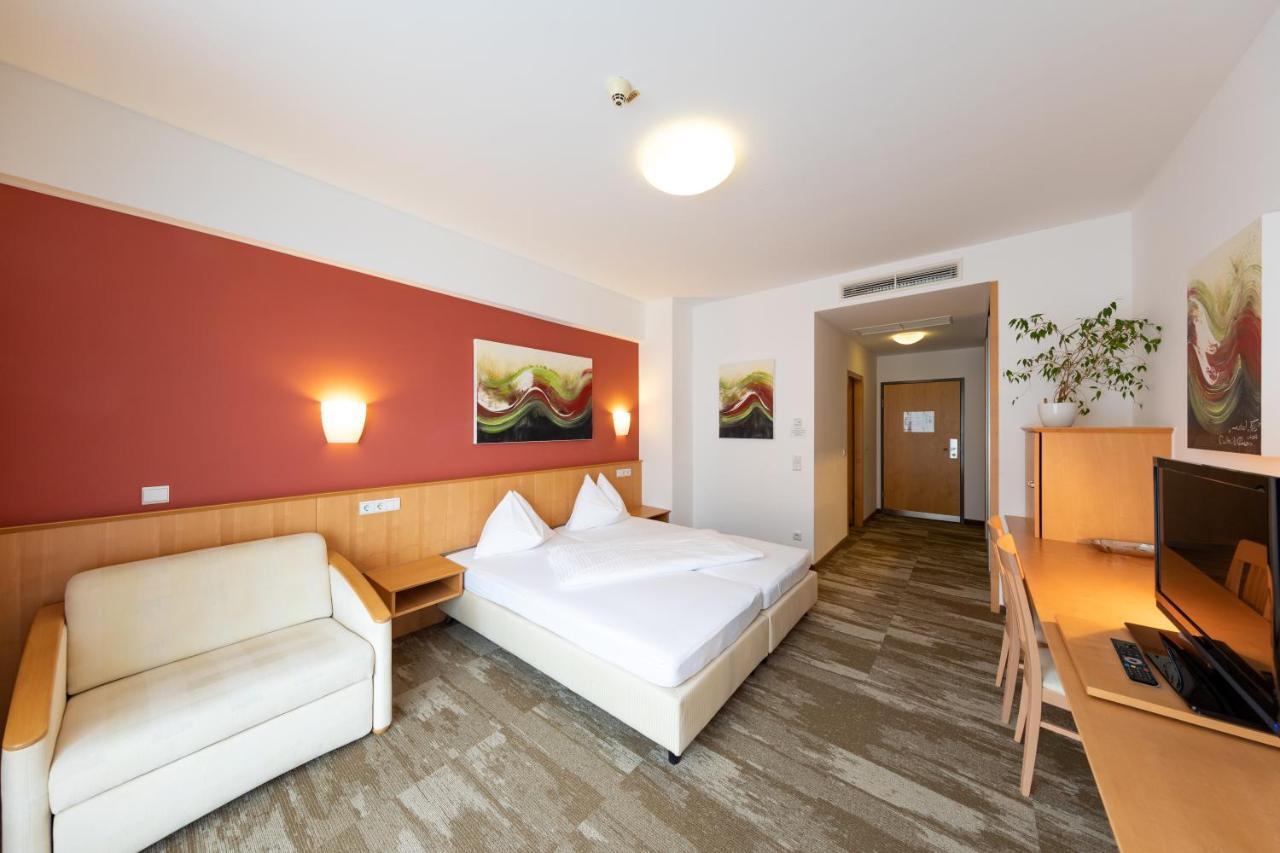 Hotel Bokan Exclusiv Грац Екстер'єр фото